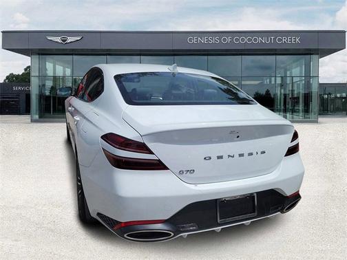 2025 Genesis G70 2.5T