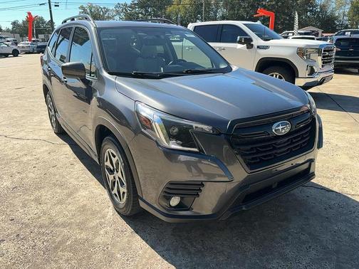 2023 Subaru Forester Premium