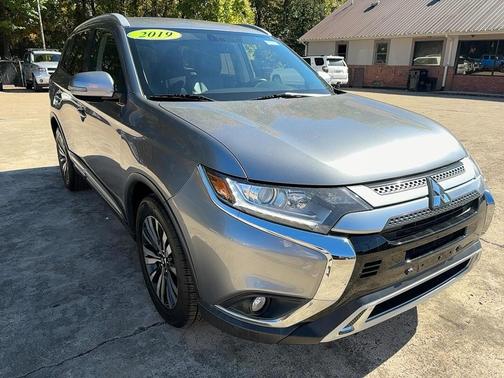 2019 Mitsubishi Outlander SEL