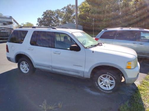 Photo 4 of 6 of 2002 Ford Explorer XLT