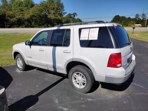 Photo 1 of 6 of 2002 Ford Explorer XLT