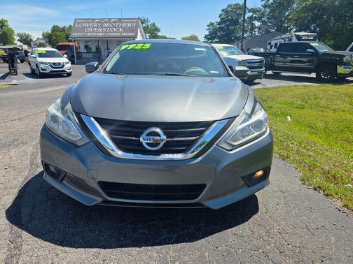 Gun Metallic 2017 Nissan Altima 2.5 SL