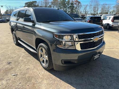 2019 Chevrolet Suburban LT