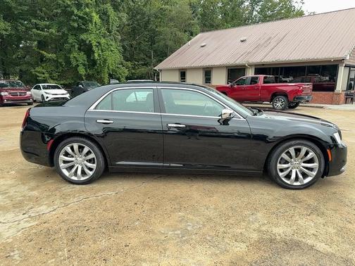 2017 Chrysler 300C Base