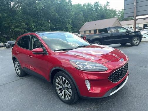 2020 Ford Escape Titanium