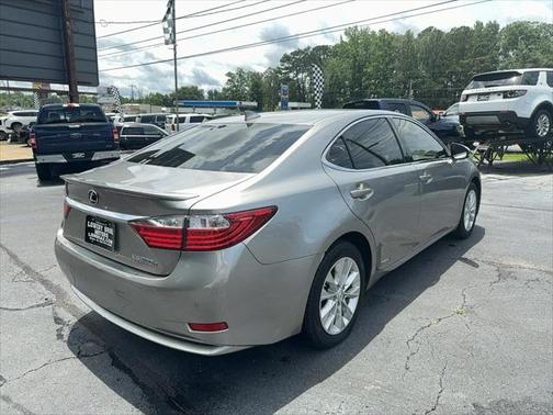 2015 Lexus ES 300h Base