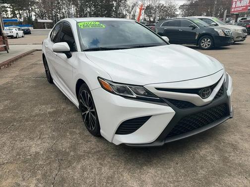 2019 Toyota Camry LE