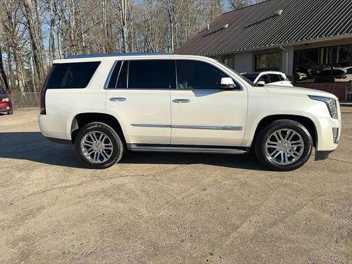 2015 Cadillac Escalade Standard