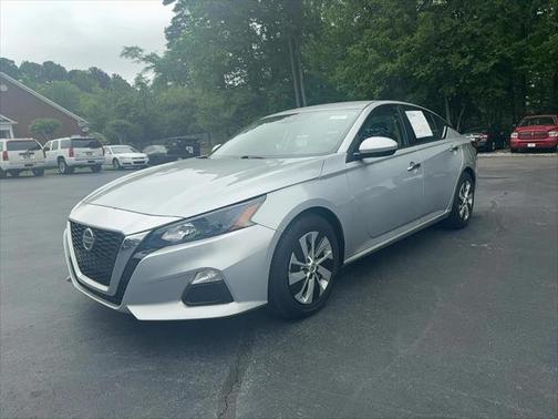 2022 Nissan Altima S FWD
