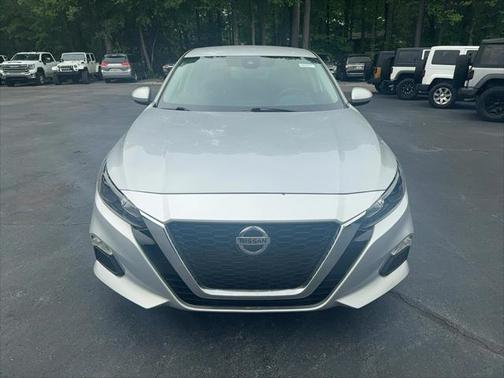 2022 Nissan Altima S FWD