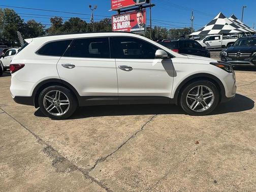 2018 Hyundai SANTA FE SE Ultimate