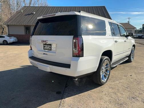 2017 GMC Yukon XL SLT