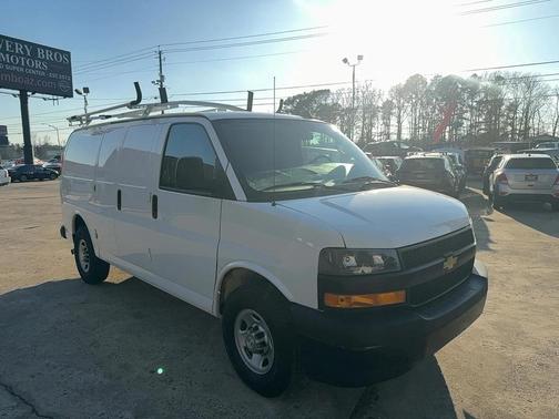 2022 Chevrolet Express 2500 RWD 2500 Regular Wheelbase WT