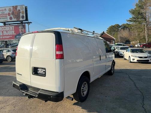 2022 Chevrolet Express 2500 RWD 2500 Regular Wheelbase WT