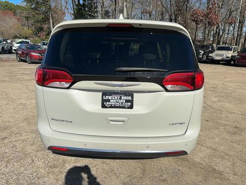 2017 Chrysler Pacifica Limited