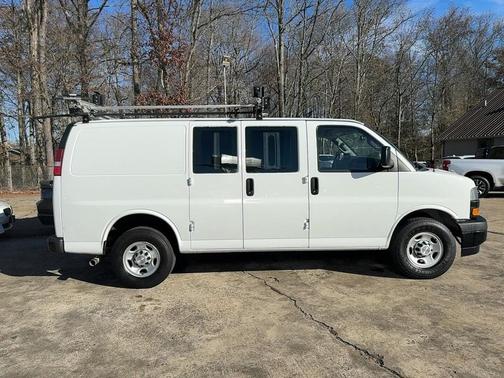 2021 Chevrolet Express 2500 RWD 2500 Regular Wheelbase WT