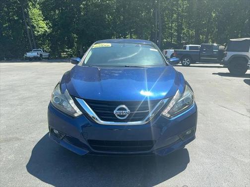 2017 Nissan Altima 2.5 SR