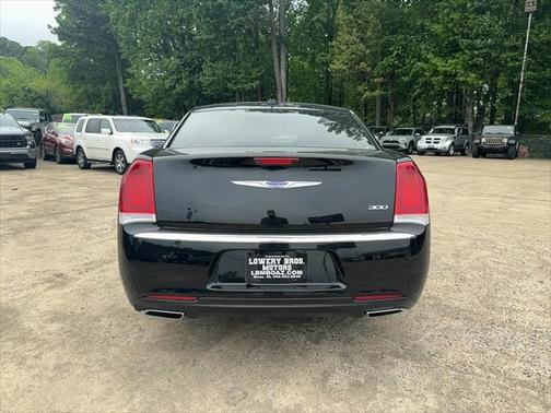 2019 Chrysler 300 Touring