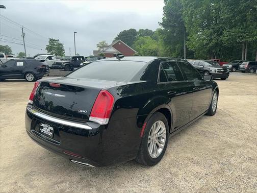 2019 Chrysler 300 Touring