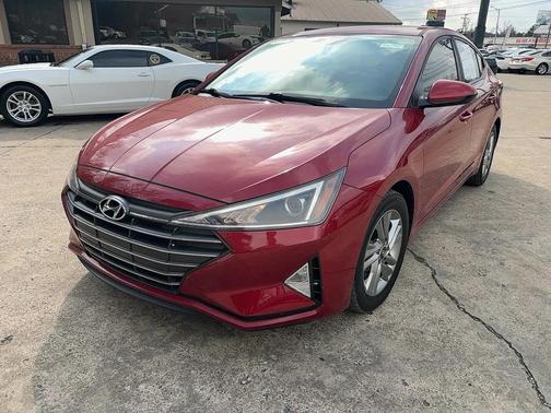 2019 Hyundai ELANTRA SEL