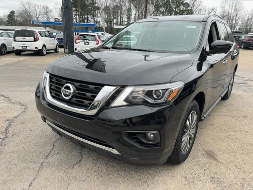 2019 Nissan Pathfinder SL