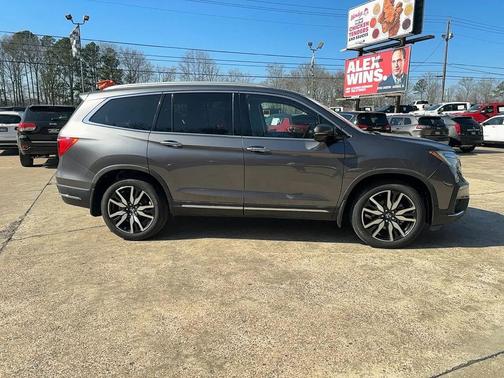 2019 Honda Pilot Touring 8-Passenger