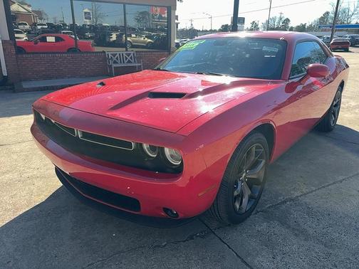 2018 Dodge Challenger SXT