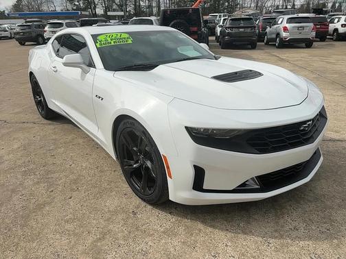 2021 Chevrolet Camaro RWD Coupe LT1