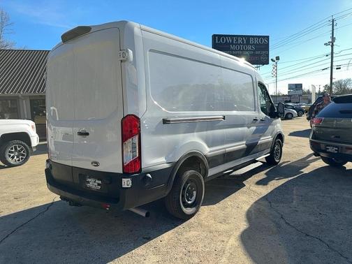 2023 Ford Transit-250 Base