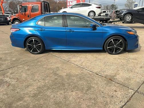 2020 Toyota Camry XSE