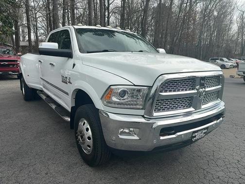 2018 RAM 3500 Laramie Crew Cab 4x4 8' Box