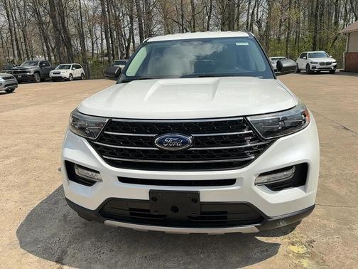 Star White Metallic Tri-Coat 2020 Ford Explorer XLT