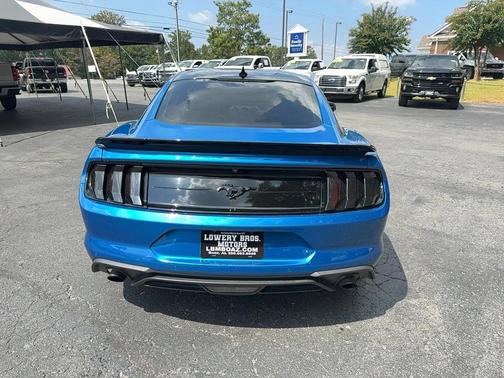 2020 Ford Mustang EcoBoost