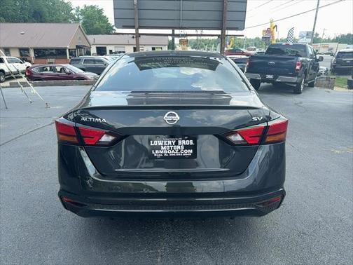 2022 Nissan Altima 2.5 SV