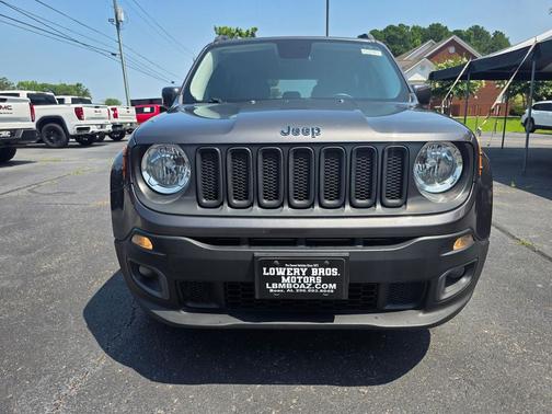 Granite Crystal Metallic Clearcoat 2016 Jeep Renegade Latitude