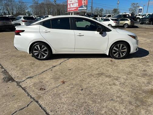 2021 Nissan Versa 1.6 S