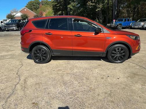 2019 Ford Escape S
