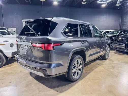 2025 Toyota Sequoia Capstone