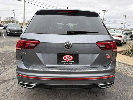2022 Volkswagen Tiguan 2.0T SEL R-Line