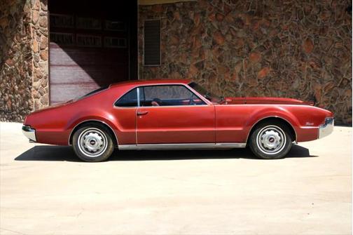 1966 Oldsmobile Toronado