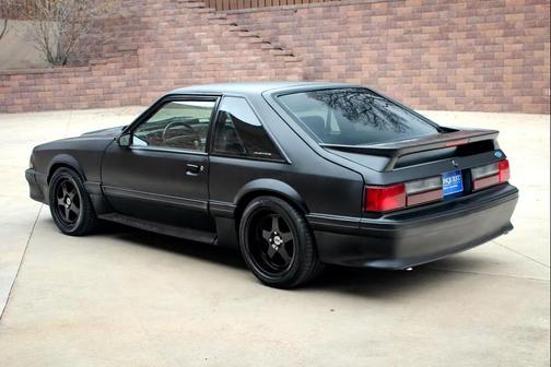 WHITE 1990 Ford Mustang GT