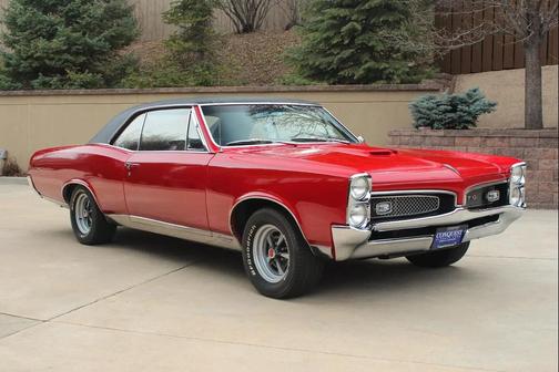 1967 Pontiac GTO 