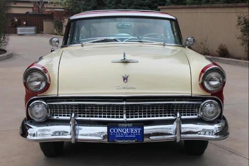 RED/WHITE 1955 Ford Crown Victoria Base