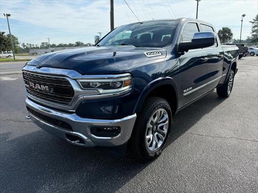 2023 RAM 1500 Limited Crew Cab 4x4 64' Box