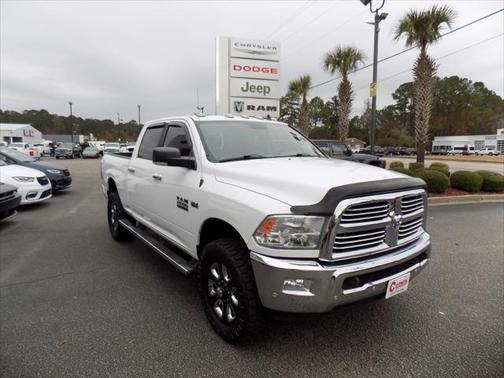 2017 RAM 2500 Big Horn Crew Cab 4x4 64' Box