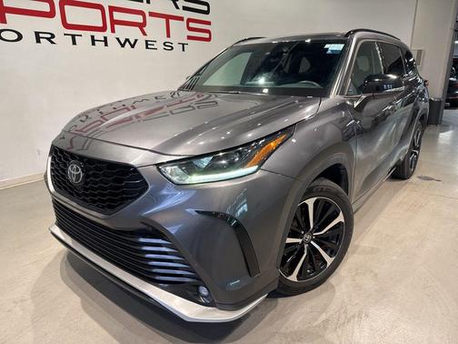 2022 Toyota Highlander XSE