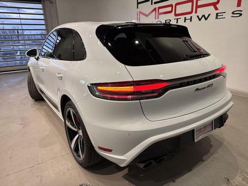 2025 Porsche Macan GTS