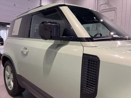 2023 Land Rover Defender 90 75th Edition