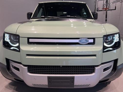 2023 Land Rover Defender 90 75th Edition
