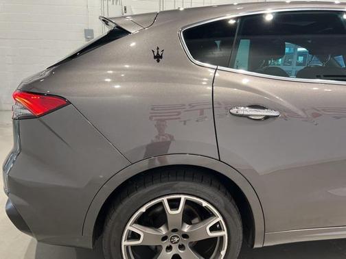 2023 Maserati Levante Modena
